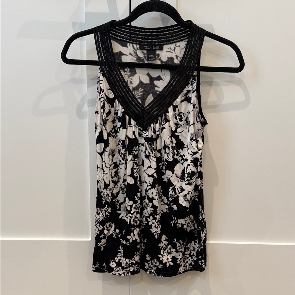 White House Black Market Floral Top